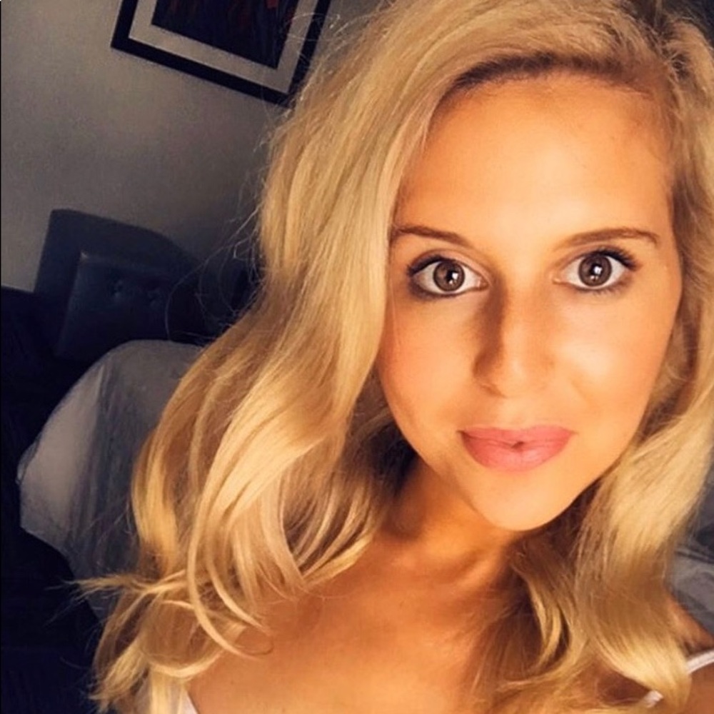 Meet your Posher, Natalie